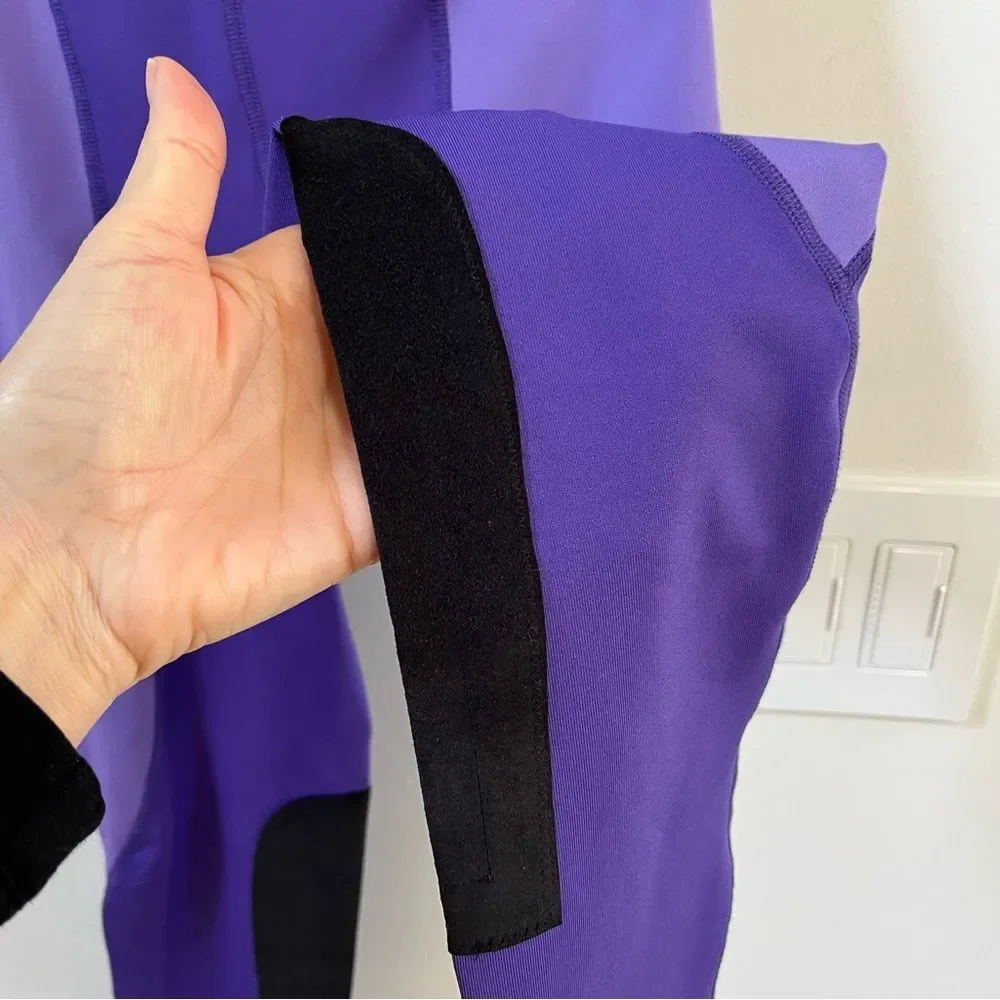 Kerrits  Kids Flow Rise Riding  Tights in Purple and Black XL